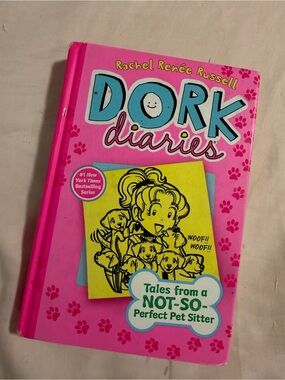 Dork Diaries Not-So-Perfect Pet Sitter book - Pink